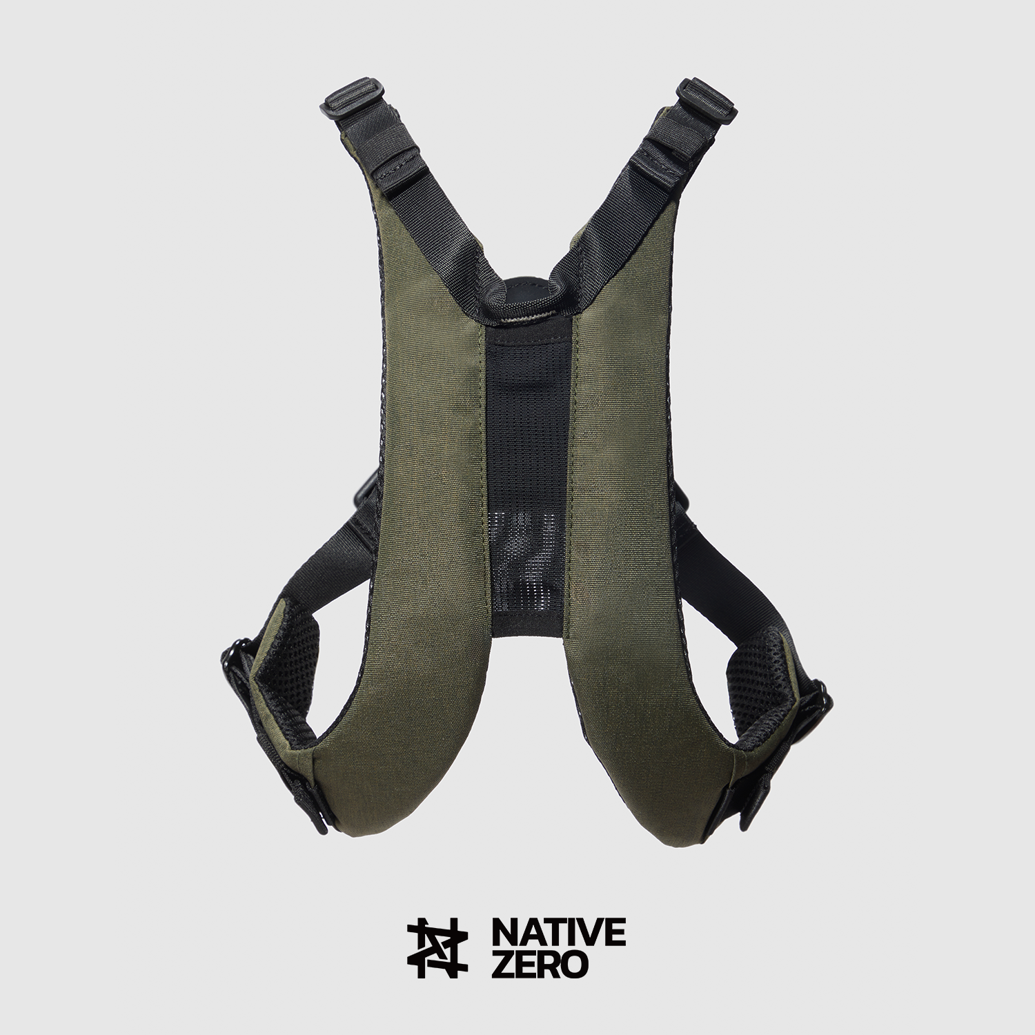 NOAH 1.5 magnetic buckle dog harness front detail — DE/PRESSURE System — NATIVE ZERO Canada